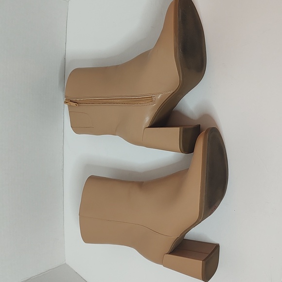 Cream Faux Leather Ankle Boots With Side Zipper from A New Day 3" Heel sz 6.5 - Picture 3 of 7